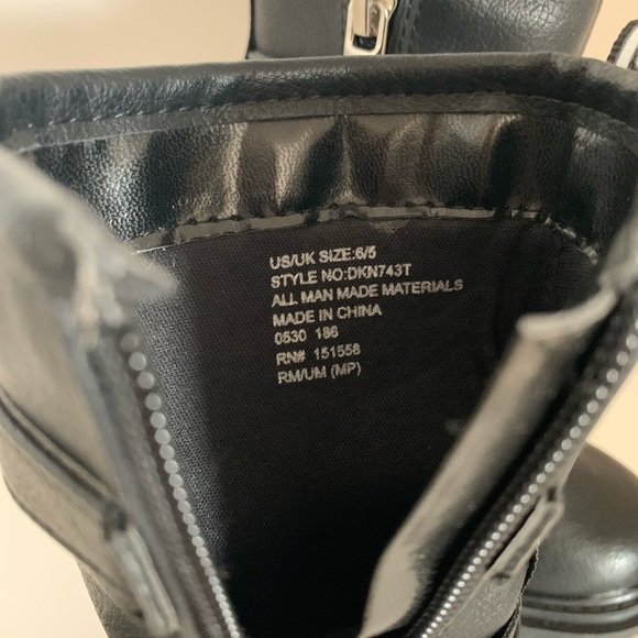 NWT- DKNY GIRL MOTO BOOTS - Picture 6 of 6